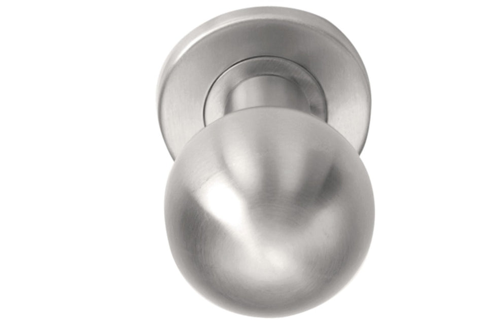 VoordeurKnop Met Rozet SKG3 RVS 52mm-585852