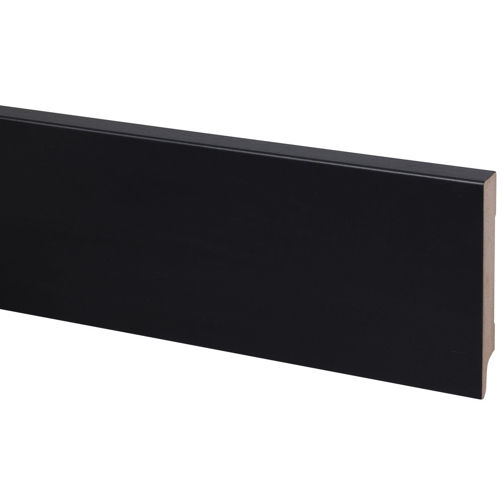 Plint Zwart 18x120x2400mm 70% PEFC-772058